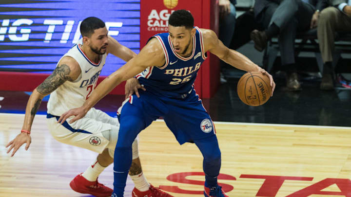 LOS ANGELES, CA - NOVEMBER 13: Philadelphia 76ers guard Ben Simmons (25) dribbles the ball during the NBA regular season game against the Los Angeles Clippers on Monday, Nov. 13, 2017 at the Staples Center in Los Angeles, Calif. (Photo by Ric Tapia/Icon Sportswire via Getty Images)