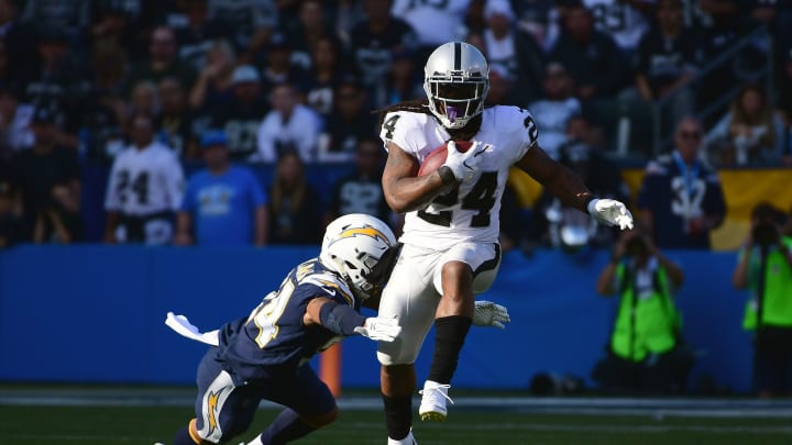 CARSON, CA – DECEMBER 31: Marshawn Lynch (Photo by Harry How/Getty Images) – Chargers