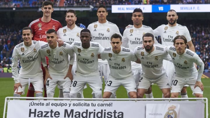 MADRID, SPAIN - JANUARY 19: Players of Real Madrid line up for a team photo prior to the La Liga match between Real Madrid CF and Sevilla FC at Estadio Santiago Bernabeu on January 19, 2019 in Madrid, Spain. (Photo by Quality Sport Images/Getty Images)