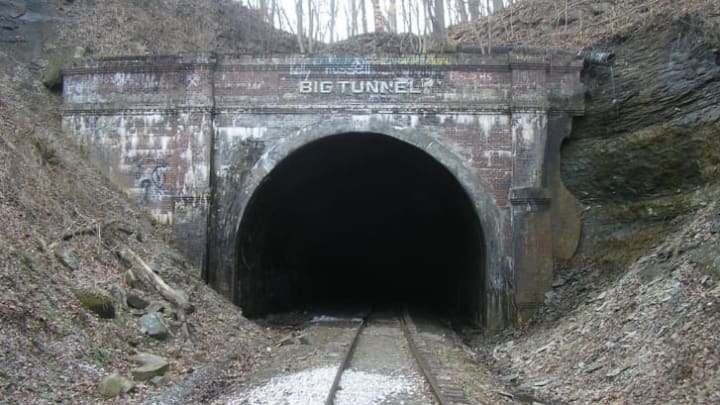 The entrance to Tunnelton Tunnel in Indiana.