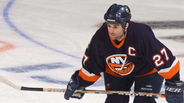 WASHINGTON, DC – MARCH 30: Michael Peca (Photo by Mitchell Layton/Getty Images)