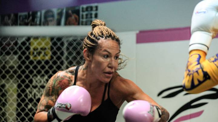 Cris Cyborg works out for the media ahead of her Bellator 238 debut (photo via Amy Kaplan/FanSided)