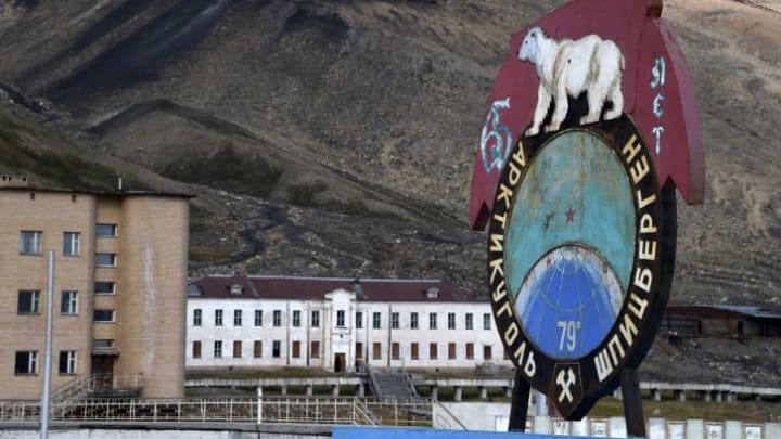 A sign for the abandoned town of Pyramiden, Norway.