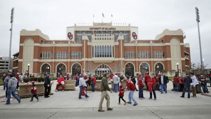 NORMAN, OK - NOVEMBER 11: Oklahoma Sooners fans gather on the south end of the stadium before the game against the TCU Horned Frogs at Gaylord Family Oklahoma Memorial Stadium on November 11, 2017 in Norman, Oklahoma. (Photo by Brett Deering/Getty Images)