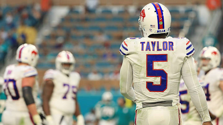 MIAMI GARDENS, FL – DECEMBER 31: Tyrod Taylor