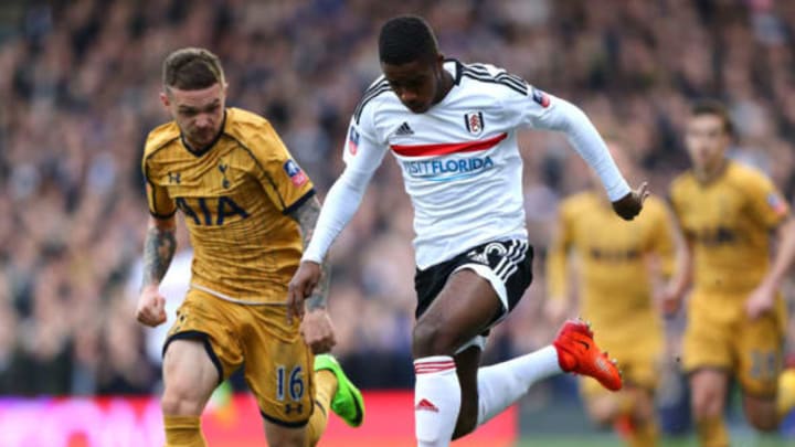 LONDON, ENGLAND – FEBRUARY 19: Ryan Sessegnon of Fulham battles with Kieran Trippier of Tottenham Hotspur during The Emirates FA Cup Fifth Round match between Fulham and Tottenham Hotspur at Craven Cottage on February 19, 2017 in London, England. (Photo by Clive Rose/Getty Images)