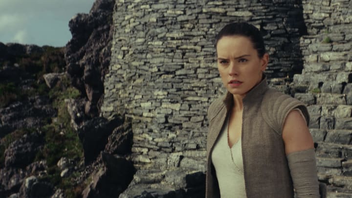 Star Wars: The Last Jedi..Rey (Daisy Ridley)..Photo: Industrial Light & Magic/Lucasfilm..©2017 Lucasfilm Ltd. All Rights Reserved.