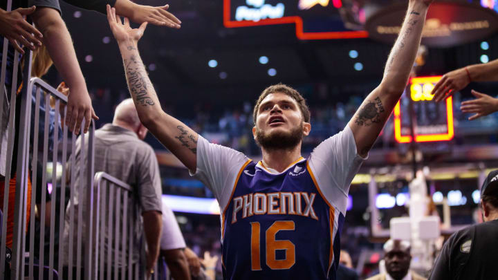 Phoenix Suns, Tyler Johnson