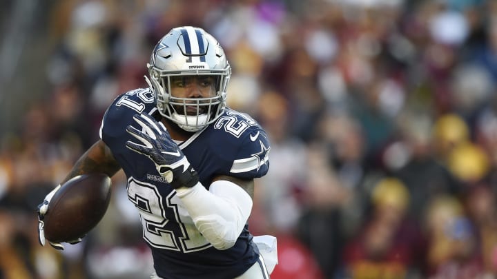 LANDOVER, MD – OCTOBER 21: Running back Ezekiel Elliott #21 of the Dallas Cowboys carries the ball in the second quarter against the Washington Redskins at FedExField on October 21, 2018 in Landover, Maryland. (Photo by Patrick McDermott/Getty Images)