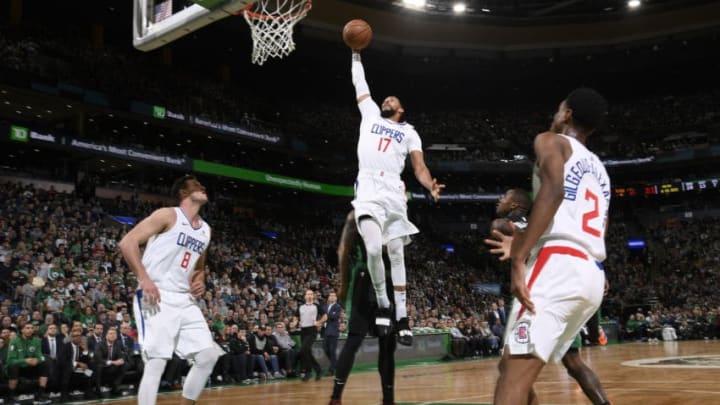 BOSTON, MA - FEBRUARY 9: Garrett Temple #17 of the LA Clippers dunks against the Boston Celtics on February 9, 2019 at the TD Garden in Boston, Massachusetts. NOTE TO USER: User expressly acknowledges and agrees that, by downloading and or using this photograph, User is consenting to the terms and conditions of the Getty Images License Agreement. Mandatory Copyright Notice: Copyright 2019 NBAE (Photo by Brian Babineau/NBAE via Getty Images)
