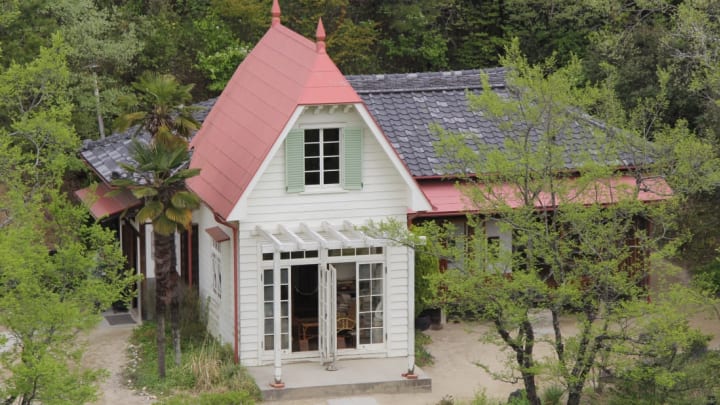 A recreation of the house in My Neighbor Totoro built for the 2005 World's Fair.