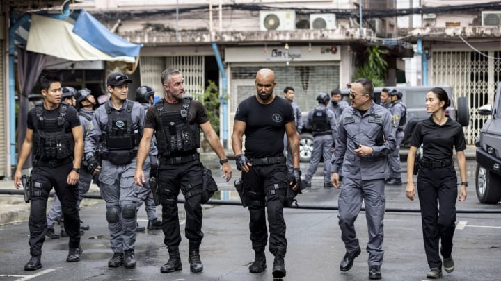 “Thai Hard” Pictured (L-R): David Lim as Victor Tan, Jay Harrington as David “Deacon” Kay and Shemar Moore as Daniel “Hondo” Harrelson. Photo: Jack Taylor/CBS ©2022 CBS Broadcasting, Inc. All Rights Reserved.