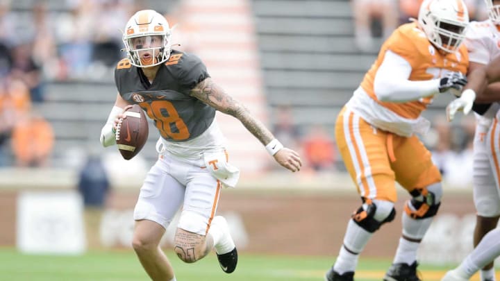 Tennessee quarterback Brian Maurer (18) runs the ball at the Orange & White spring game at Neyland Stadium in Knoxville, Tenn. on Saturday, April 24, 2021.Kns Vols Spring Game