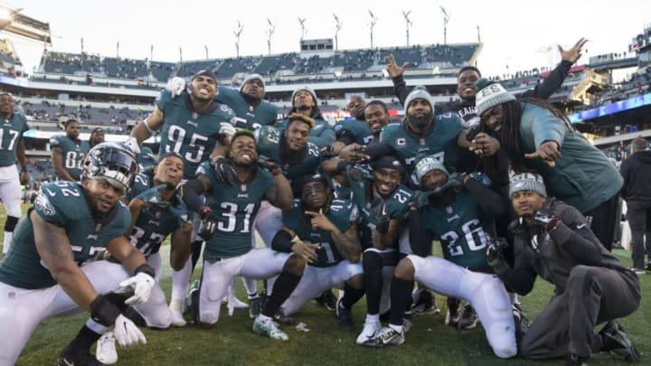 PHILADELPHIA, PA - NOVEMBER 26: Members of the Philadelphia Eagles defense pose for a picture in the final minutes of the game against the Chicago Bears at Lincoln Financial Field on November 26, 2017 in Philadelphia, Pennsylvania. The Eagles defeated the Bears 31-3. (Photo by Mitchell Leff/Getty Images)