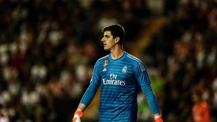 28th April 2019, Campo de Futbol de Vallecas, Madrid, Spain; La Liga football, Rayo Vallecano versus Real Madrid; Goalkeeper Thibaut Courtois (Real Madrid) looks anxious as time runs out in the match (Photo by Leonardo Prieto/Action Plus via Getty Images) 28th April 2019, Campo de Futbol de Vallecas, Madrid, Spain; La Liga football, Rayo Vallecano versus Real Madrid; Goalkeeper Thibaut Courtois (Real Madrid) looks anxious as time runs out in the match (Photo by Leonardo Prieto/Action Plus via Getty Images)