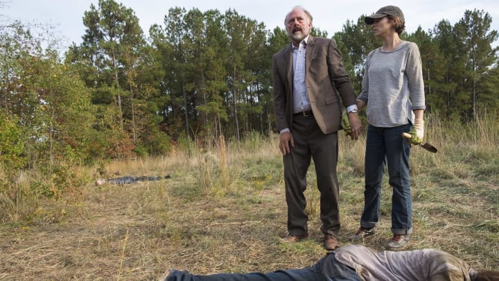 Xander Berkeley as Gregory, Lauren Cohan as Maggie Greene - The Walking Dead _ Season 7, Episode 15 - Photo Credit: Gene Page/AMC