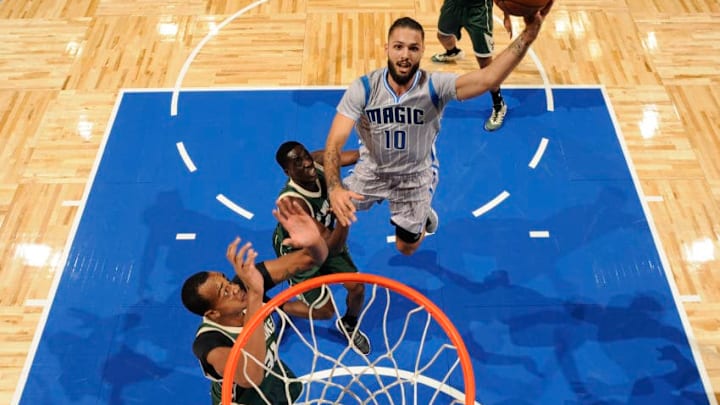 ORLANDO, FL - NOVEMBER 27: Evan Fournier #10 of the Orlando Magic shoots a lay up against the Milwaukee Bucks on November 27, 2016 at Amway Center in Orlando, Florida. NOTE TO USER: User expressly acknowledges and agrees that, by downloading and or using this photograph, User is consenting to the terms and conditions of the Getty Images License Agreement. Mandatory Copyright Notice: Copyright 2016 NBAE (Photo by Fernando Medina/NBAE via Getty Images)