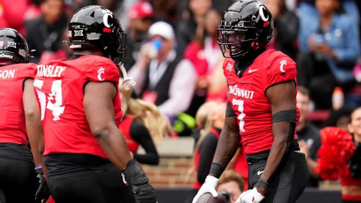 Cincinnati Bearcats take on Iowa State Cyclones at Nippert Stadium in 2023.