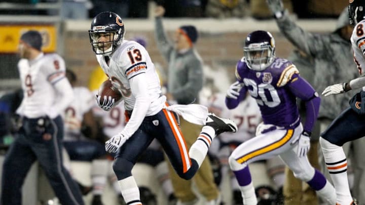 MINNEAPOLIS, MN - DECEMBER 20: Johnny Knox #13 of the Chicago Bears scores a touchdown against the Minnesota Vikings at TCF Bank Stadium on December 20, 2010 in Minneapolis, Minnesota. (Photo by Matthew Stockman/Getty Images)