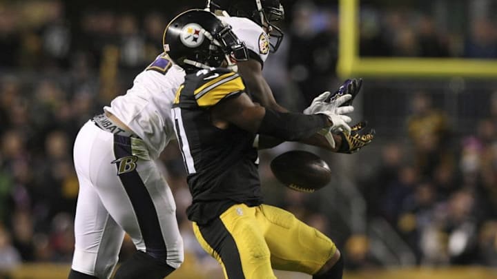 Oct 1, 2015; Pittsburgh, PA, USA; Pittsburgh Steelers cornerback Antwon Blake (41) breaks up a pass intended for Baltimore Ravens wide receiver Darren Waller (12) during the second half at Heinz Field. The Ravens won the game, 23-20 in overtime. Mandatory Credit: Jason Bridge-USA TODAY Sports
