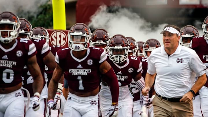 STARKVILLE, MS - OCTOBER 21: Head coach Dan Mullen of the Mississippi State Bulldogs takes the field with his team before the start of an NCAA football game against the Kentucky Wildcats at Davis Wade Stadium on October 21, 2017 in Starkville, Mississippi. (Photo by Butch Dill/Getty Images)