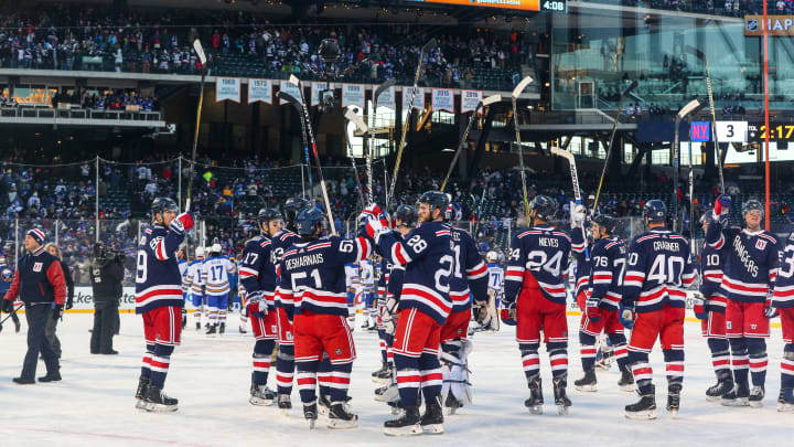 FLUSHING, NY – JANUARY 01: New York Rangers salute the fans after winning the 2018 Winter Classic between the New York Rangers and the Buffalo Sabres on January 1, 2018, at Citi Field in Flushing, NY. (Photo by Rich Graessle/Icon Sportswire via Getty Images)