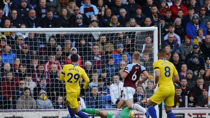 28th October 2018, Turf Moor, Burnley, England; EPL Premier League football, Burnley versus Chelsea; Alvaro Morata of Chelsea scores his side’s first goal with a shot after 22 minutes to make the score 1-0 (photo by Alan Martin/Action Plus via Getty Images)