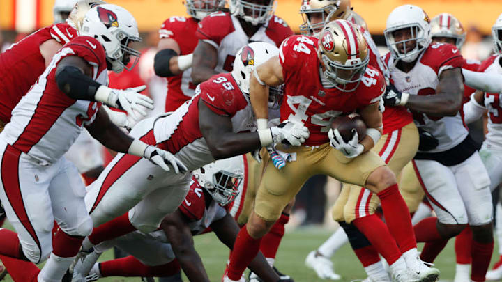 SANTA CLARA, CA - OCTOBER 07: Kyle Juszczyk #44 of the San Francisco 49ers rushes with the ball against the Arizona Cardinals during their NFL game at Levi's Stadium on October 7, 2018 in Santa Clara, California. (Photo by Jason O. Watson/Getty Images)