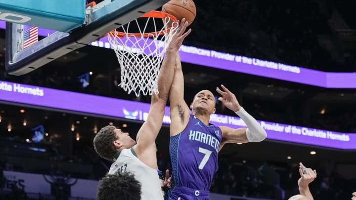 Milwaukee Bucks: Brook Lopez; Charlotte Hornets: Bryce McGowens