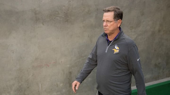 September 14, 2015; Santa Clara, CA, USA; Minnesota Vikings offensive coordinator Norv Turner exits the team tunnel before the game against the San Francisco 49ers at Levi