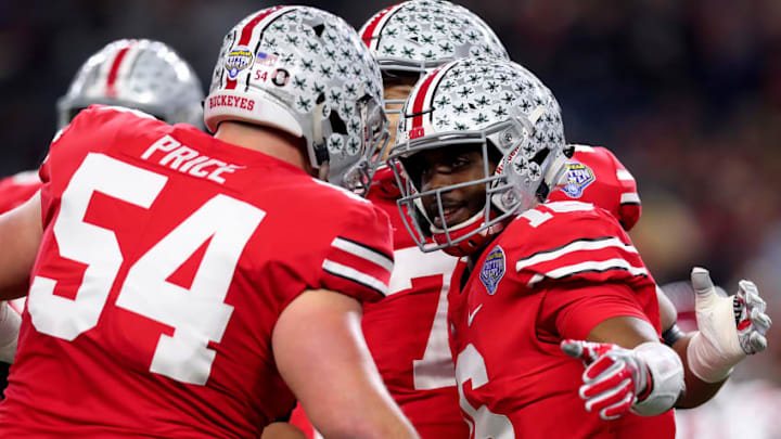 ARLINGTON, TX - DECEMBER 29: J.T. Barrett