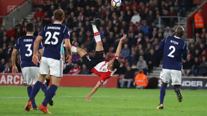 SOUTHAMPTON, ENGLAND - OCTOBER 21: Maya Yoshida of Southampton shoots and misses during the Premier League match between Southampton and West Bromwich Albion at St Mary's Stadium on October 21, 2017 in Southampton, England. (Photo by Dan Istitene/Getty Images)