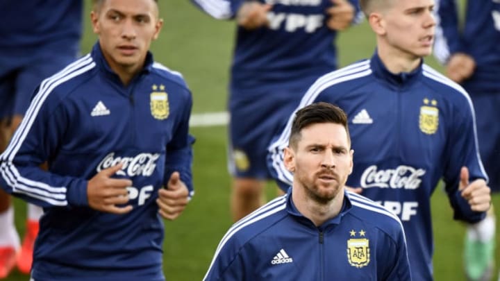 Argentina's forward Lionel Messi (C) and teammates attend a training session at the Real Madrid's training facilities of Valdebebas in Madrid on March 18, 2019, ahead of the international friendly match between Argentina and Venezuela in preparation for the Copa America, to be held in Brazil on June and July 2019.. (Photo by GABRIEL BOUYS / AFP) (Photo credit should read GABRIEL BOUYS/AFP/Getty Images)
