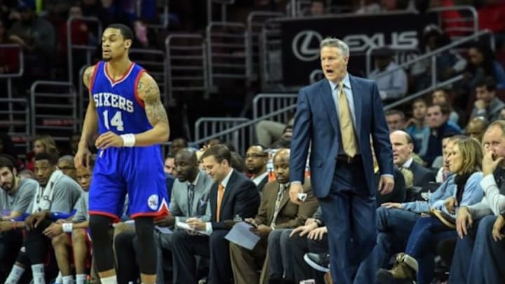 Feb 7, 2015; Philadelphia, PA, USA; Philadelphia 76ers head coach Brett Brown shouts at his team during the second quarter of the game against the Charlotte Hornets at the Wells Fargo Center. Mandatory Credit: John Geliebter-USA TODAY Sports
