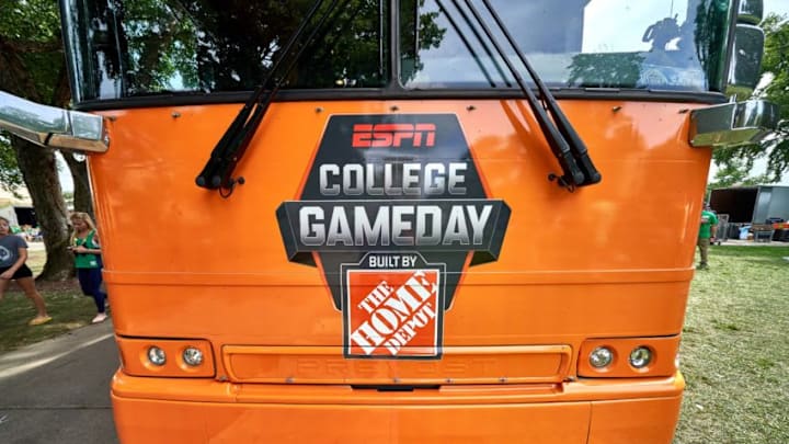 SOUTH BEND, IN - SEPTEMBER 01: A general view of the ESPN College Gameday bus is seen parked outside Notre Dame Stadium prior to the start of game action during the college football game between the Michigan Wolverines and the Notre Dame Fighting Irish on September 1, 2018 at Notre Dame Stadium, in South Bend, Indiana. The Notre Dame Fighting Irish defeated the Michigan Wolverines by the score of 24-17. (Photo by Robin Alam/Icon Sportswire via Getty Images) SOUTH BEND, IN - SEPTEMBER 01: A general view of the ESPN College Gameday bus is seen parked outside Notre Dame Stadium prior to the start of game action during the college football game between the Michigan Wolverines and the Notre Dame Fighting Irish on September 1, 2018 at Notre Dame Stadium, in South Bend, Indiana. The Notre Dame Fighting Irish defeated the Michigan Wolverines by the score of 24-17. (Photo by Robin Alam/Icon Sportswire via Getty Images)