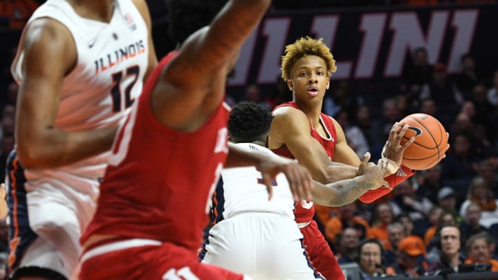 CHAMPAIGN, IL – MARCH 07: Indiana Hoosiers guard Romeo Langford (0) looks to pass the ball to Indiana Hoosiers forward De’Ron Davis (20) during the college basketball game between the Indiana Hoosiers and the Illinois Fighting Illini on March 7, 2019, at the State Farm Center in Champaign, Illinois. (Photo by Michael Allio/Icon Sportswire via Getty Images)
