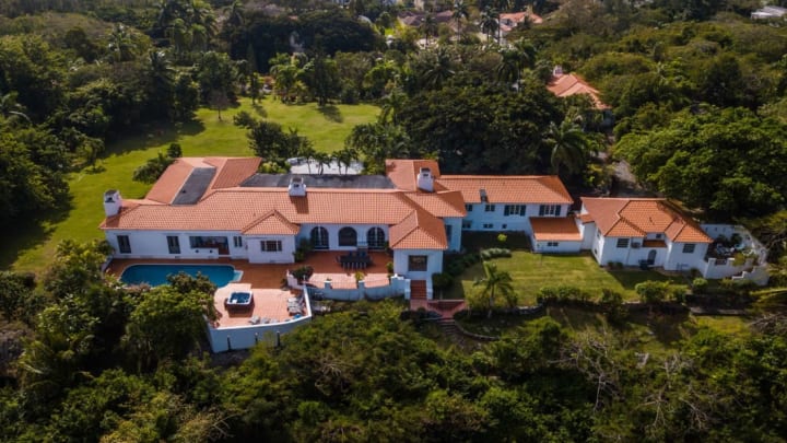 An aerial view of Prince Edward and Wallis Simpson's lavish Bahamas estate.