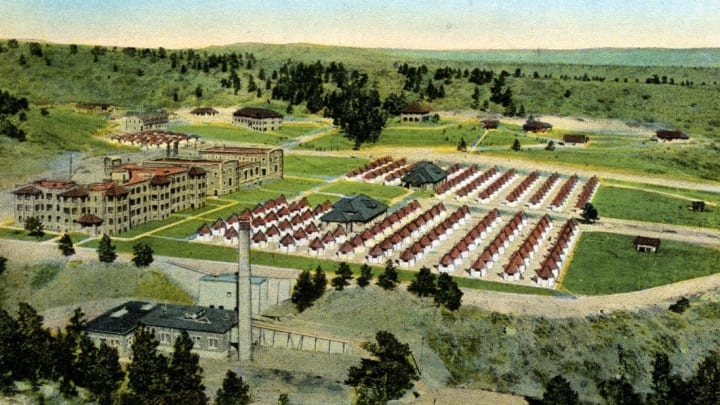 A 1910 postcard depicts the Modern Woodmen of America sanatorium in Colorado Springs, Colo.