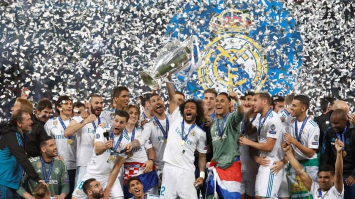 KIEV, UKRAINE - MAY 26: Real Madrid players celebrate the victory after winning against Liverpool FC in the UEFA Champions League final football match at the Olimpiyskiy stadium in Kiev, Ukraine, on May 26, 2018. (Photo by Vladimir Shtanko/Anadolu Agency/Getty Images)