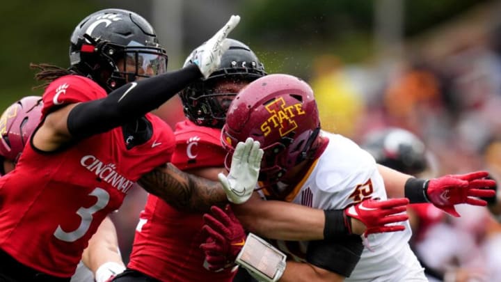 Cincinnati Bearcats take on Iowa State Cyclones at Nippert Stadium in 2023.