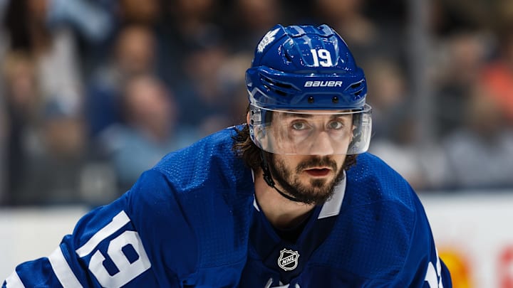 TORONTO, ON – MARCH 13: Nic Petan #19 of the Toronto Maple Leafs sets for face-off against the Chicago Blackhawks during the second period at the Scotiabank Arena on March 13, 2019 in Toronto, Ontario, Canada. (Photo by Kevin Sousa/NHLI via Getty Images)