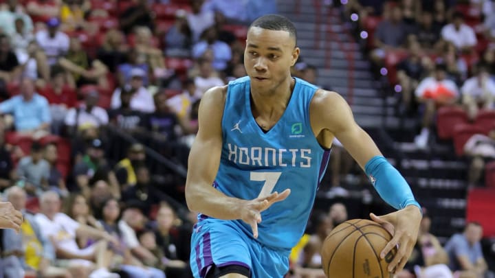 LAS VEGAS, NEVADA – JULY 10: Bryce McGowens #7 of the Charlotte Hornets brings the ball up the court against the Los Angeles Lakers during the 2022 NBA Summer League at the Thomas & Mack Center on July 10, 2022 in Las Vegas, Nevada. NOTE TO USER: User expressly acknowledges and agrees that, by downloading and or using this photograph, User is consenting to the terms and conditions of the Getty Images License Agreement. (Photo by Ethan Miller/Getty Images)