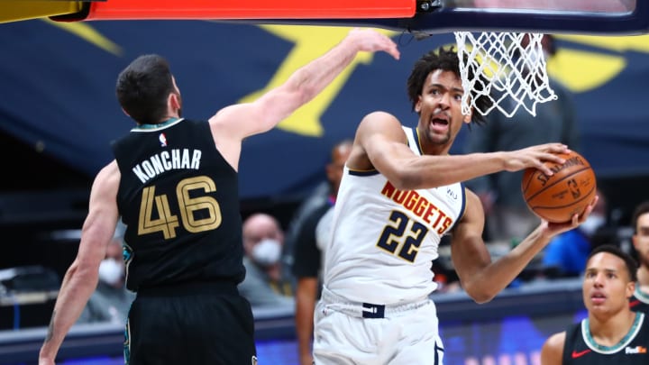 Zeke Nnaji of the Denver Nuggets rises for a layup against the Memphis Grizzlies on 26 Apr. 2021. (Photo by C. Morgan Engel/Getty Images)