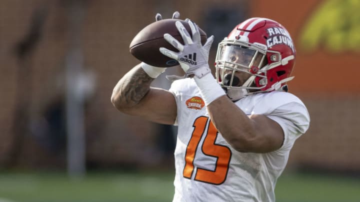 Jan 27, 2021; Mobile, AL, USA; American running back Elijah Mitchell of Louisiana (15) grabs a pass during American practice at Hancock Whitney Stadium. Mandatory Credit: Vasha Hunt-USA TODAY Sports