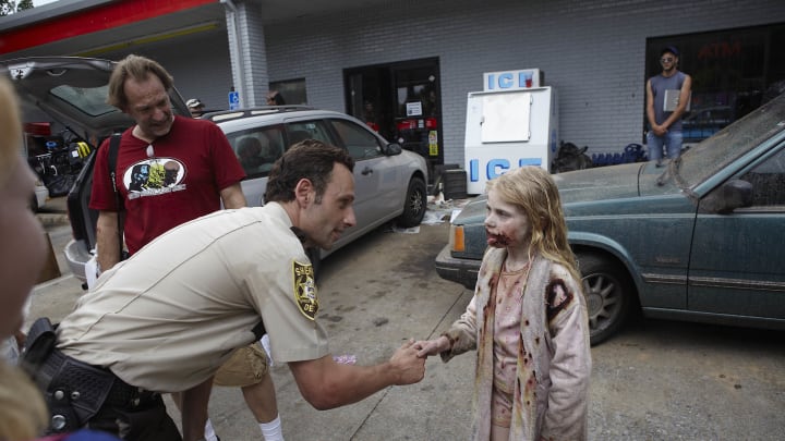 Rick Grimes (Andrew Lincoln) and Greg Nicotero – The Walking Dead, Season 1 – Photo Credit: Scott Garfield/AMC