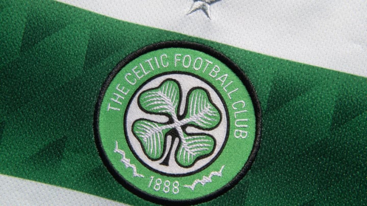 MANCHESTER, ENGLAND - FEBRUARY 06: The official Glasgow Celtic FC club badge on a home shirt on February 6, 2023 in Manchester, United Kingdom. (Photo by Visionhaus/Getty Images)