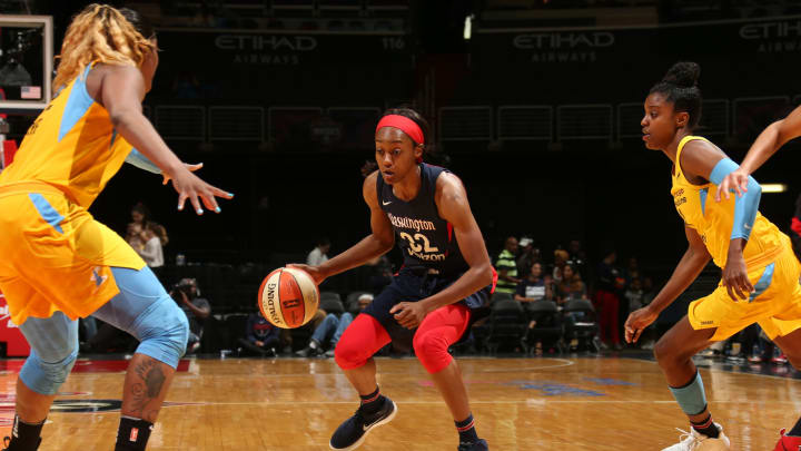 WASHINGTON, DC – JUNE 19: Shatori Walker-Kimbrough #32 of the Washington Mystics handles the ball against the Chicago Sky on June 19, 2018 at Capital One Arena in Washington, DC. NOTE TO USER: User expressly acknowledges and agrees that, by downloading and or using this photograph, User is consenting to the terms and conditions of the Getty Images License Agreement. Mandatory Copyright Notice: Copyright 2018 NBAE (Photo by Ned Dishman/NBAE via Getty Images)