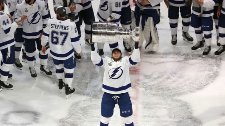 EDMONTON, ALBERTA - SEPTEMBER 28: Alexander Volkov #92 of the Tampa Bay Lightning skates with the Stanley Cup following the series-winning victory over the Dallas Stars in Game Six of the 2020 NHL Stanley Cup Final at Rogers Place on September 28, 2020 in Edmonton, Alberta, Canada. (Photo by Bruce Bennett/Getty Images)