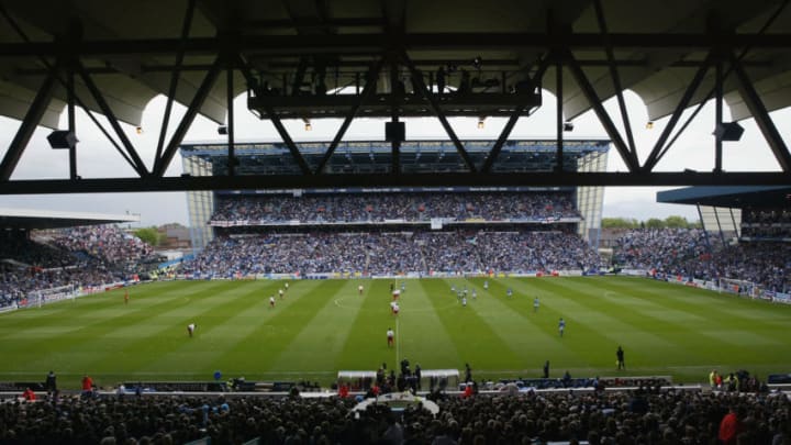 MANCHESTER - MAY 11: General view of Maine Road as it hosts it's last league game for Manchester City during the FA Barclaycard Premiership match between Manchester City and Southampton held on May 11, 2003 at Maine Road, in Manchester, England. Southampton won the match 1-0, with the match being the last league game played at Maine Road for Manchester City before moving to their new stadium for the new season. (Photo by Alex Livesey/Getty Images)