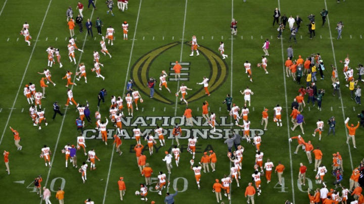 SANTA CLARA, CALIFORNIA - JANUARY 07: The Clemson Tigers celebrate after defeating the Alabama Crimson Tide in the College Football Playoff National Championship at Levi's Stadium on January 07, 2019 in Santa Clara, California. The Clemson Tigers defeated the Alabama Crimson Tide with a score of 44 to 16. (Photo by Ezra Shaw/Getty Images)